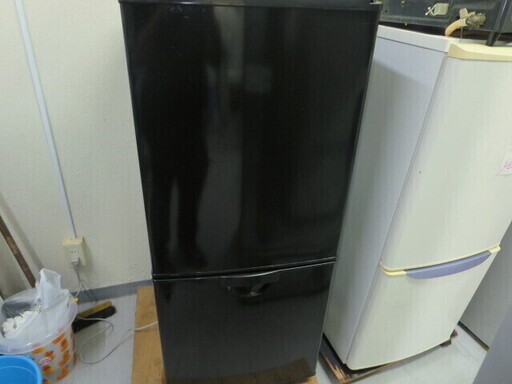ハイアール　JR-NF140GE 冷蔵庫138L　2014年製　ブラック別館倉庫場所浦添市安波茶で保管