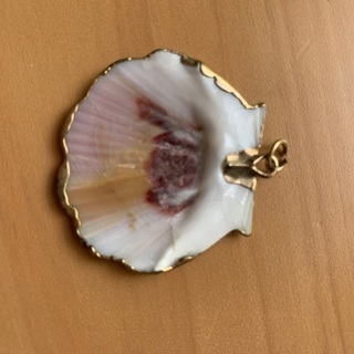 ピンクの貝 ペンダントヘッドの画像