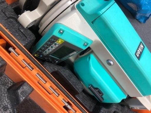 Nikon トランシット　工具