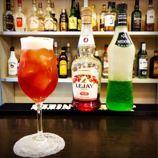 カジュアルなShot Barのホールスタッフ＆ランチタイムスタッフ募集！！の画像
