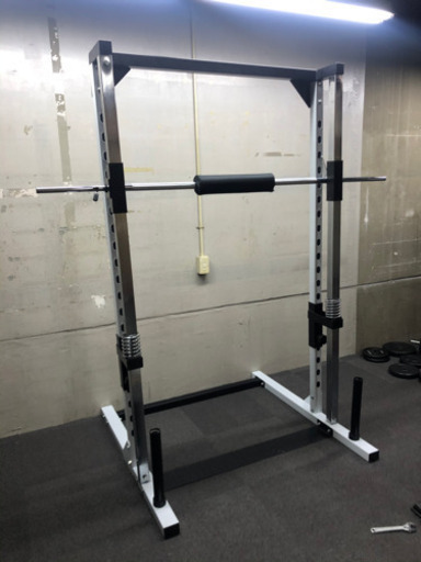 ワイルドフィット　スミスマシン  筋トレ