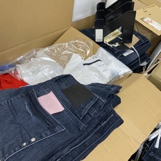 せどりとかにどうぞ！Tシャツ、ディーゼルデニム、本など