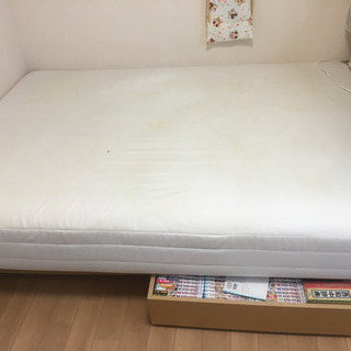 18日土曜日15時40分以降にこれる方限定◎無印良品　ダブルベッド