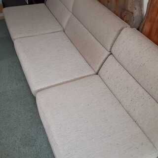 【無料】カジュアルソファー（応接セットのソファとしても利用可）お譲りします。の画像