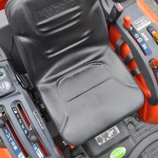 クボタ 18.5馬力 4WDトラクター KB185 パワステ/倍速/水平/逆転 300h 爪新品交換済 整備品 自社配送可（地域限定)引き取り歓迎の画像