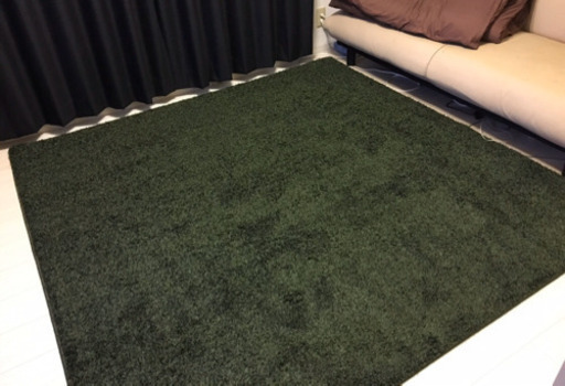 ラグ　カーペット　200×200cm モスグリーン