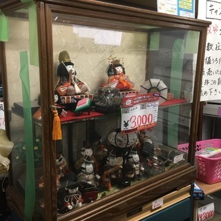 ☆中古 激安！！ 七五三人形　日本人形　二段　ガラスケース付き※...