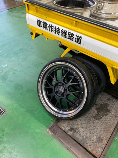 19インチ 8.5j +38 タイヤホイールセット