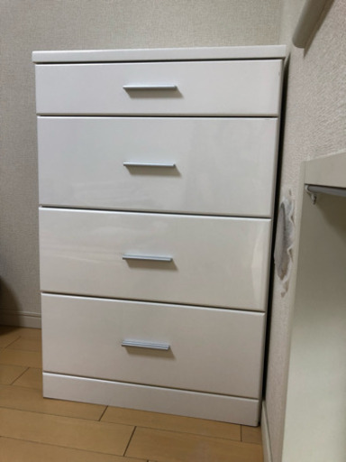 ニトリ 四段チェスト→商談決まりました