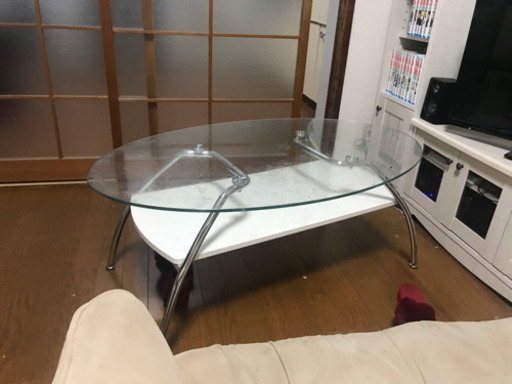ガラステーブル