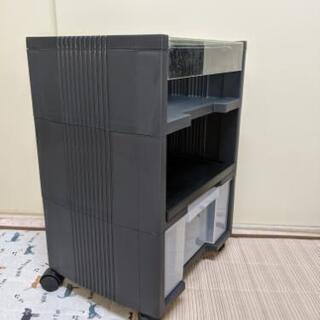 テレビゲーム機ラックの画像