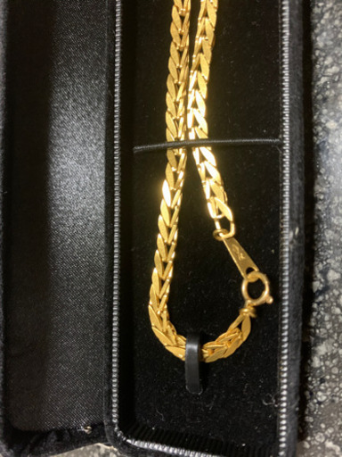 純金ネックレス