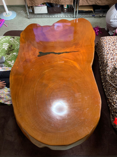 ケヤキ１枚板の座卓