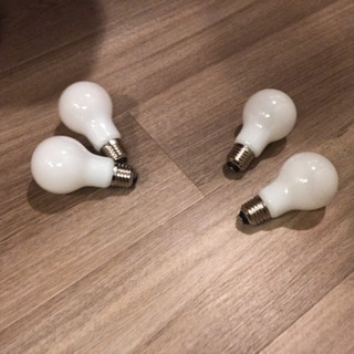 電球　新品未使用　4個　E26
