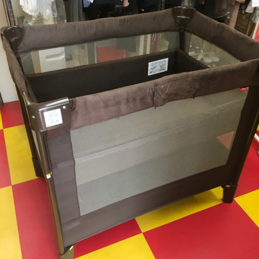 ベビーベッド  アップリカ ココネル エアープラス