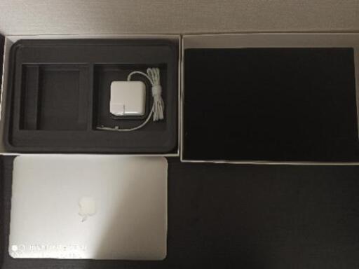 【受渡し予定者決定済】美品！MacBookAir 2011 11inch