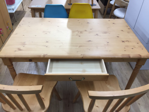 取りに来られる方限定！大川家具のダイニング4点セットです！