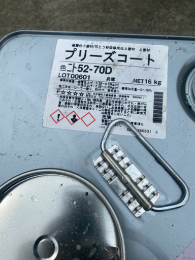 塗料　SK化研　プリーズコート　水性つや有塗料　上塗材　色は52-70D
