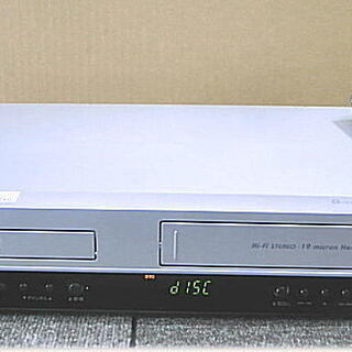 LG　DVCR-60　シルバー　中古動作品　一体型DVD/ビデオデッキ LG ビデオ一体型DVDプレーヤー DVCR-A600 - メルカリ