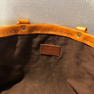 robitaトートバックの画像