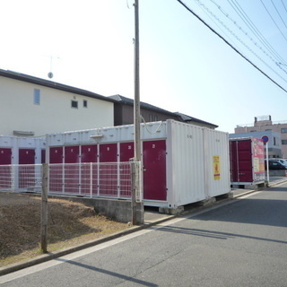 🐸 宇品西店　レンタル倉庫・レンタル収納スペースの収まるくん【敷金なし！礼金なし！更新料なし！】 - 広島市