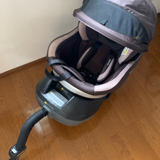 【最終値下げ】コンビ　チャイルドシート