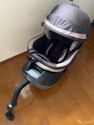 【最終値下げ】コンビ　チャイルドシート