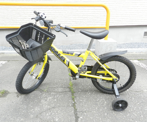 自転車 子供用 16インチ 男の子用 キッズ自転車 補助輪付き イエロー サッカーボウルベル ☆ PayPay(ペイペイ)決済可能 ☆ 札幌市 北区 屯田