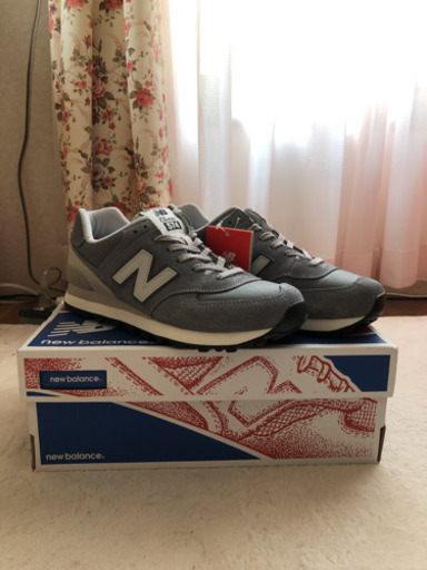 新品　ニューバランススニーカー