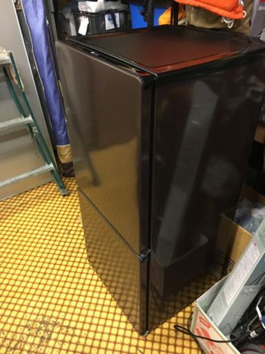 2016年製　ユーイング社製二段式冷蔵庫110L