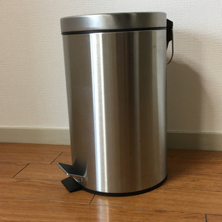 【断捨離中】IKEA ペダル式ゴミ箱 ステンレススチール STR...