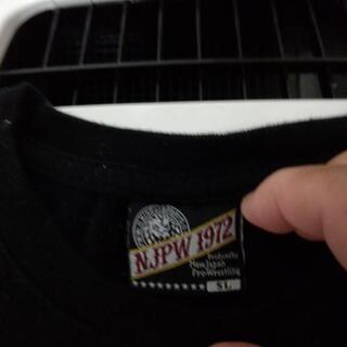 新日本プロレスTシャツの画像