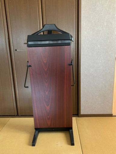 コルビー　ズボンプレッサー