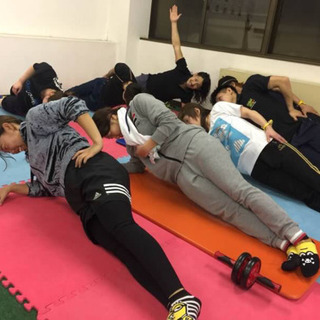 今までダイエットに挫折した人🖐