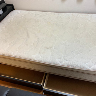 ベッド(セミダブル/フレーム黒色)の画像