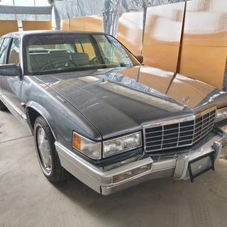 キャデラック　フリートウッド　９３年　ディラー車の画像