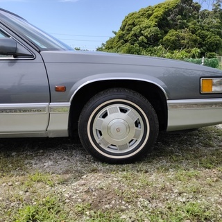 キャデラック　フリートウッド　９３年　ディラー車の画像