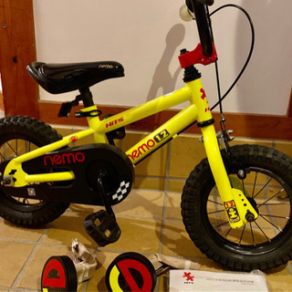 お取引中　子供用　12インチ  補助輪付き自転車　BMXタイプ