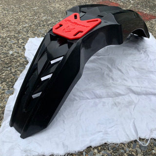 デイトナ バイク用 フロントフェンダー SM LINE BLAC...