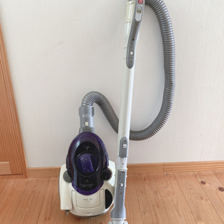 (取引完了)シャープのサイクロン式掃除機！