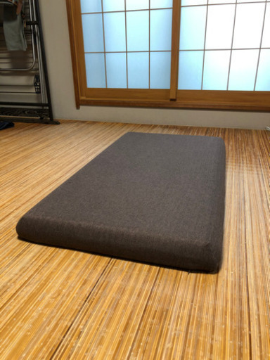 ロングフロアクッション flatty フラッティ ブラウン