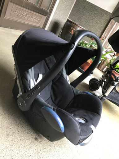 マキシコシのベビーカー、ベビーシート、Maxi-Cosiイージーベース