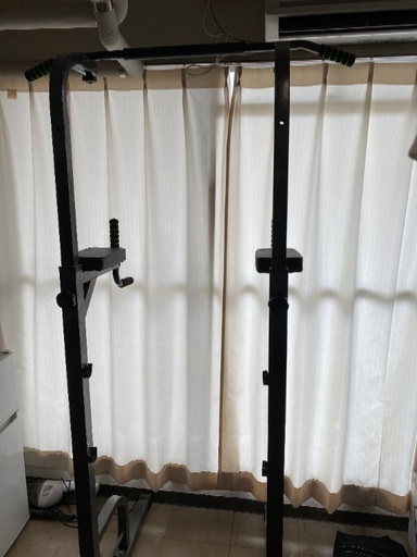 懸垂用トレーニング器具