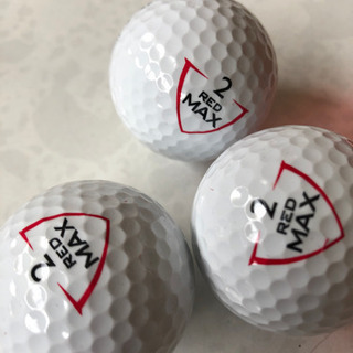 ゴルフボール３つの画像