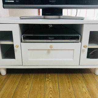 テレビ32型+DVDレコーダー+テレビ台の画像