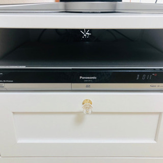 テレビ32型+DVDレコーダー+テレビ台の画像