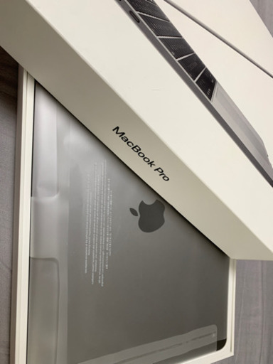 中古美品 MPXV2J/A mac book pro 13 inch