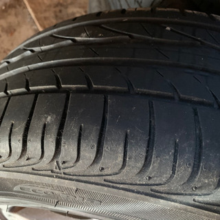 16インチ タイヤ ホイール付きの画像