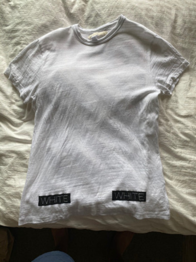 オフホワイト　Tシャツ　XXS