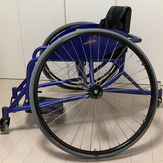 [再値下]【美品】スポーツ車椅子 テニス用バドミントン用 25インチ バトミントン ケイ A705の画像